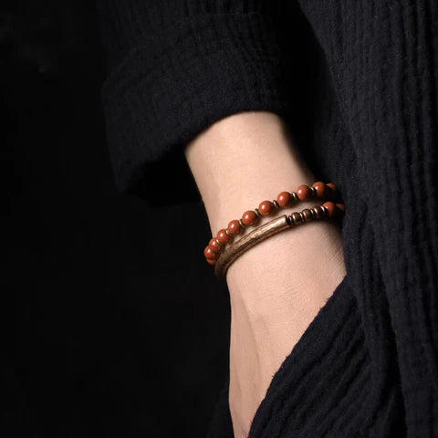 Bracelete em Cobre a Pedras Jaspe Vermelho Natural - Linha Nepal