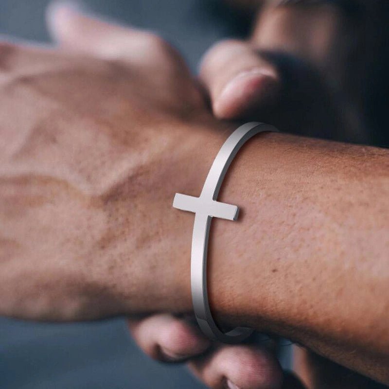 Bracelete Cruz Minimalist
