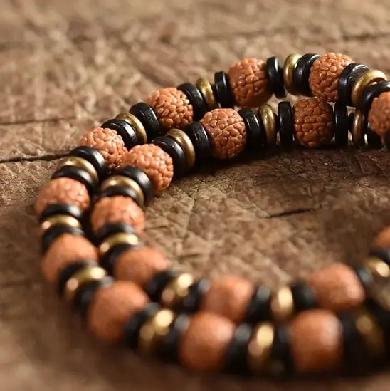 Bracelete com Sementes Rudraksha e Bronze - Linha Nepal