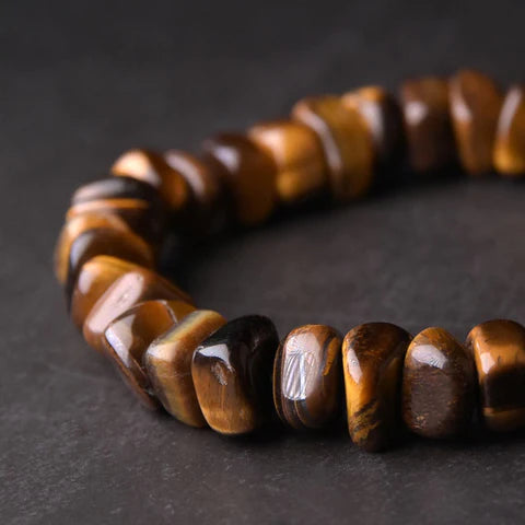 Dupla de Braceletes Cobre Martelado à Mão + Pedras Olho de Tigre - Linha Nepal