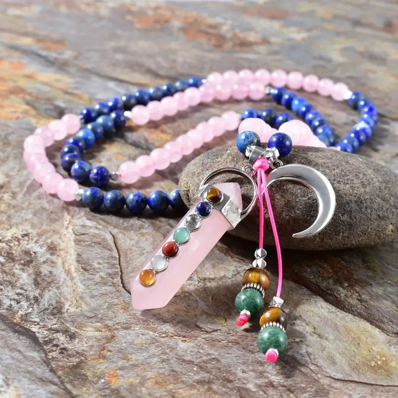 Japamala Com 108 Contas em Lápis Lazuli e Quartzo Rosa e Pendente 7 Chakras em Quartzo Rosa